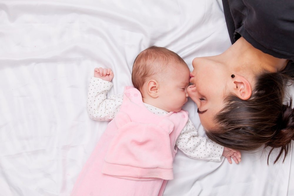 6 نصائح عن نوم الأطفال الرضع في الأسابيع الستة الأولى