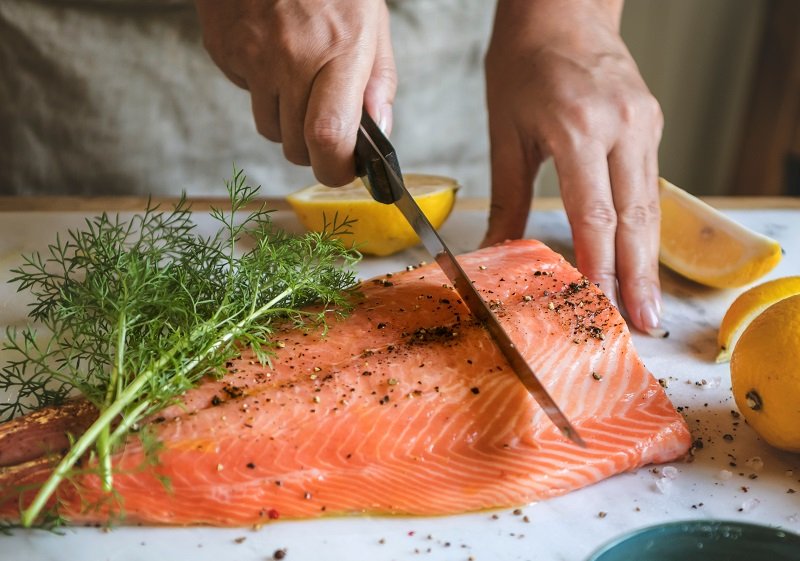 5 فوائد مذهلة لسمك السلمون على صحتك