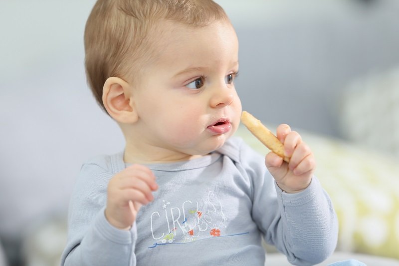7 أفكار لوجبات طعام طفل في عمر 8 أشهر